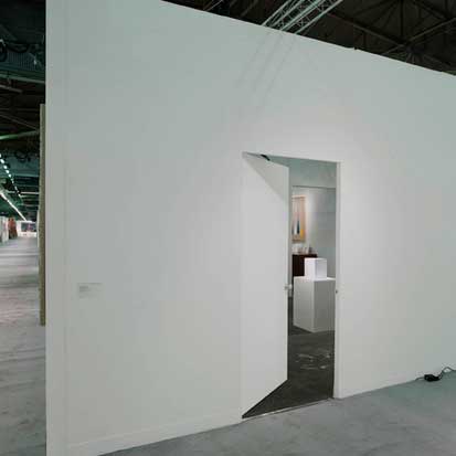 Martin Creed, Work No. 129, A door opening and closing, 1995, automatic door operating mechanism